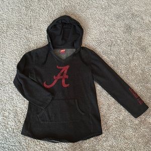 Campus Heritage Alabama Women’s small pullover hoodie. Front pocket. Gray.
